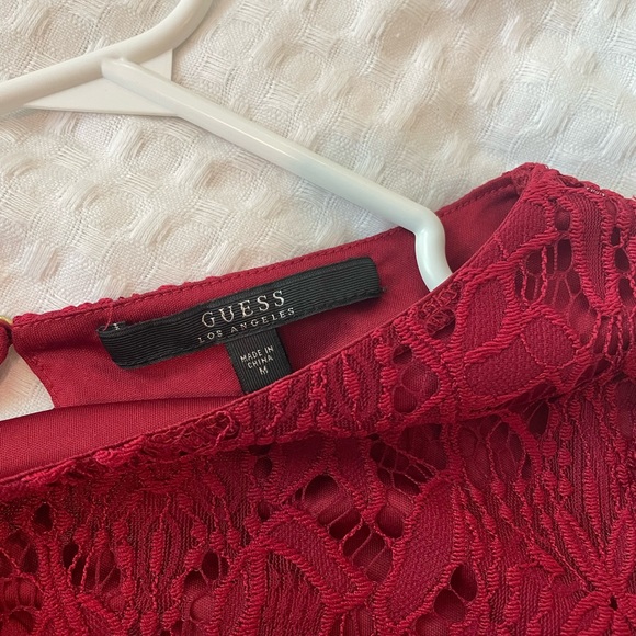 Guess lace crop top - Picture 3 of 3